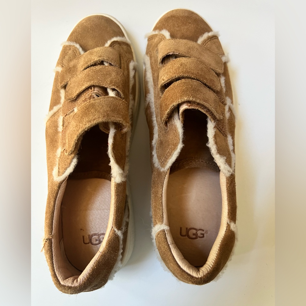 SOLD-Ugg ALIX Spill Seam Size 8
